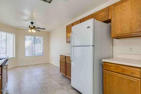 746 E Sack Dr, Phoenix, AZ 85024 photo 10
