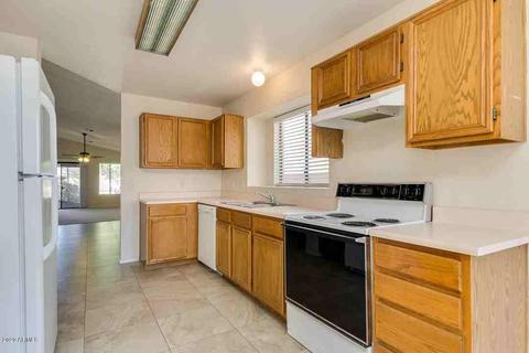 746 E Sack Dr, Phoenix, AZ 85024 photo 9