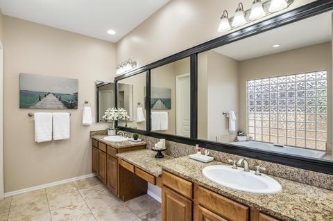 3963 E Nocona Ln, Phoenix, AZ 85050 photo 21