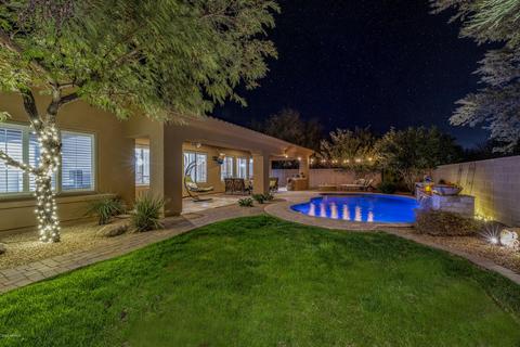 3963 E Nocona Ln, Phoenix, AZ 85050 photo 4