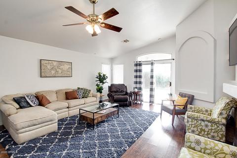 2829 E Renee Dr, Phoenix, AZ 85050 photo 2
