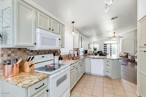 2829 E Renee Dr, Phoenix, AZ 85050 photo 5