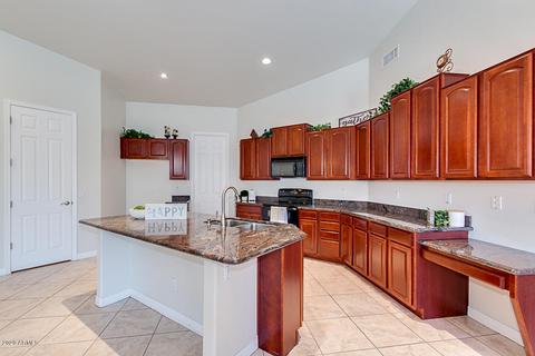 3741 E Del Rio St, Gilbert, AZ 85295 photo 9
