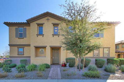 4653 E Beck Ln, Phoenix, AZ 85032 photo 1