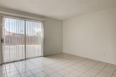 2942 N 68th Ln, Phoenix, AZ 85033 photo 17