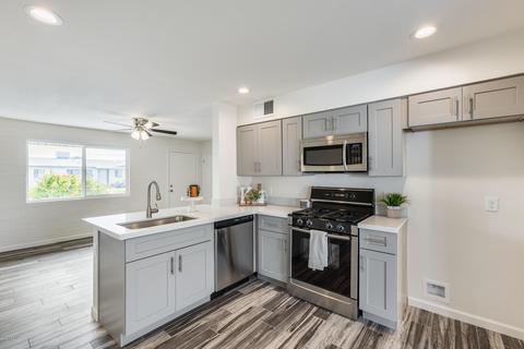 3240 E Marilyn Rd, Phoenix, AZ 85032 photo 8