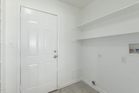 4718 E Carter Dr, Phoenix, AZ 85042 photo 9
