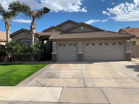 2555 Estrella St, Gilbert, AZ 85296 photo 3