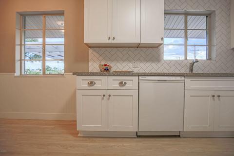 916 E Bethany Home Rd, Phoenix, AZ 85014 photo 8