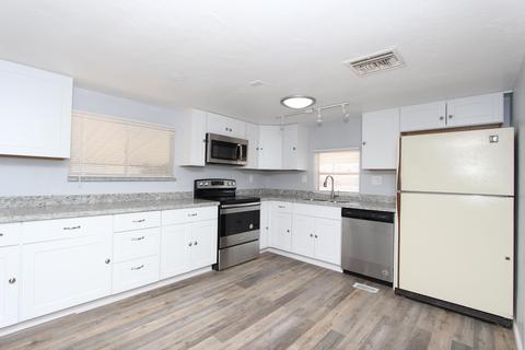 1566 E Southern Ave, Apache Junction, AZ 85119 photo 6