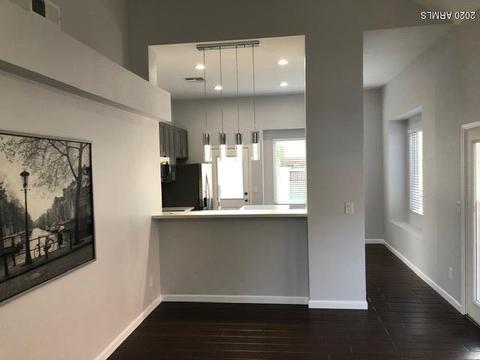 1924 E Citation Ln, Tempe, AZ 85284 photo 11