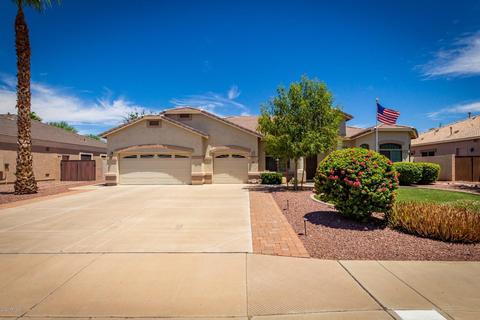 44 E Phelps St, Gilbert, AZ 85295 photo 2
