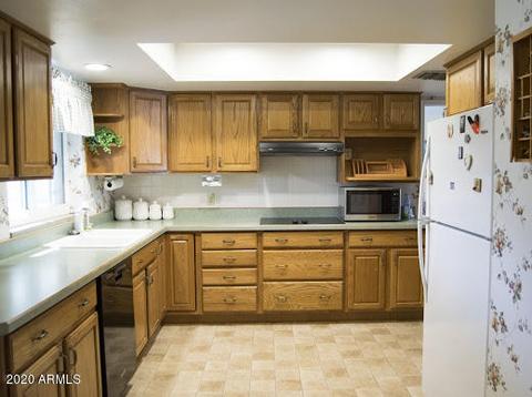 2247 E Lincoln Cir, Phoenix, AZ 85016 photo 8