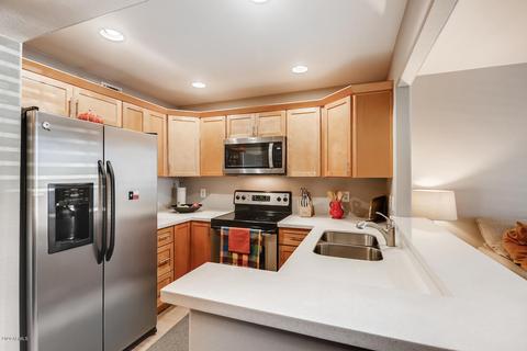 1025 E Highland Ave #2, Phoenix, AZ 85014 photo 4