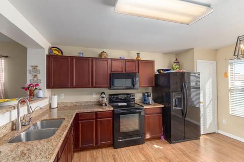 880 E Saratoga St, Gilbert, AZ 85296 photo 2