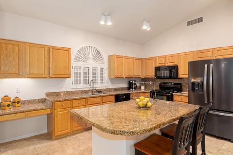 1705 E Potter Dr, Phoenix, AZ 85024 photo 9
