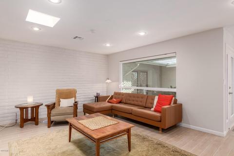 2539 E Cinnabar Ave, Phoenix, AZ 85028 photo 9