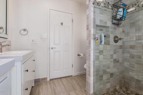2539 E Cinnabar Ave, Phoenix, AZ 85028 photo 16