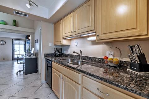 1218 E Meadow Ln, Phoenix, AZ 85022 photo 11