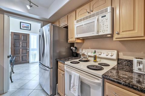 1218 E Meadow Ln, Phoenix, AZ 85022 photo 10