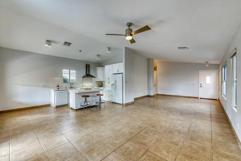 4239 E Hartford Ave, Phoenix, AZ 85032 photo 4