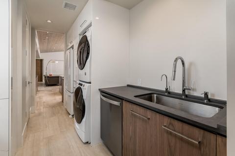 4526 E Cheery Lynn Rd, Phoenix, AZ 85018 photo 58