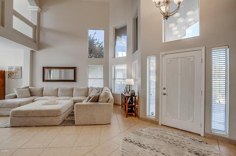 1019 E Blackhawk Dr, Phoenix, AZ 85024 photo 3