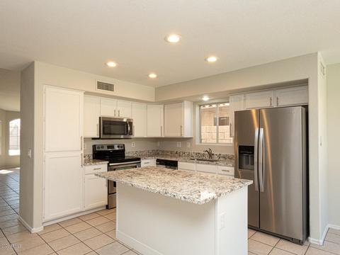 55 S Garnet Rd, Gilbert, AZ 85296 photo 3