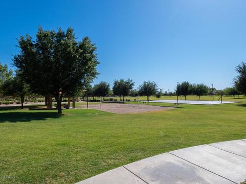 55 S Garnet Rd, Gilbert, AZ 85296 photo 33