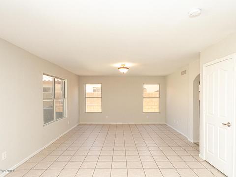 55 S Garnet Rd, Gilbert, AZ 85296 photo 9