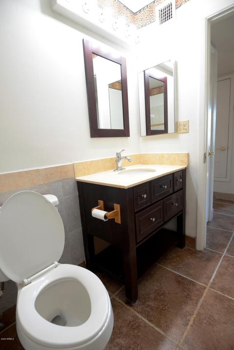 1428 E Vogel Ave E, Phoenix, AZ 85020 photo 4