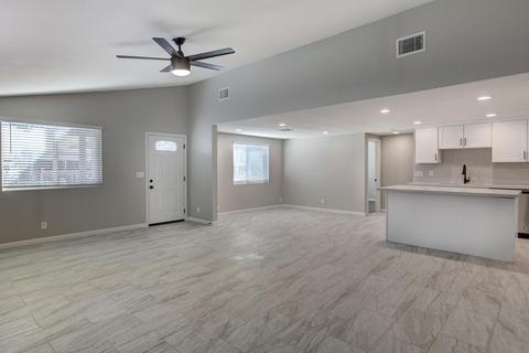 460 S Ocotillo Dr, Apache Junction, AZ 85120 photo 2