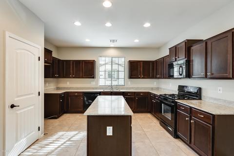 3471 S Swan Dr, Gilbert, AZ 85297 photo 2