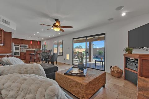 443 E Barbara Dr, Tempe, AZ 85288 photo 4
