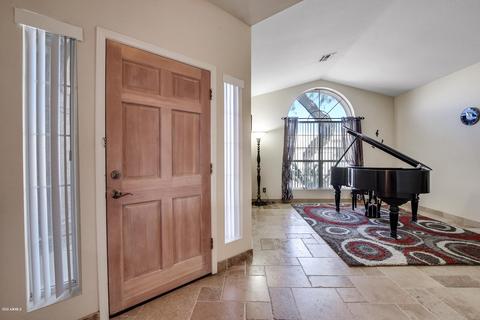 3349 E Sequoia Dr, Phoenix, AZ 85050 photo 4