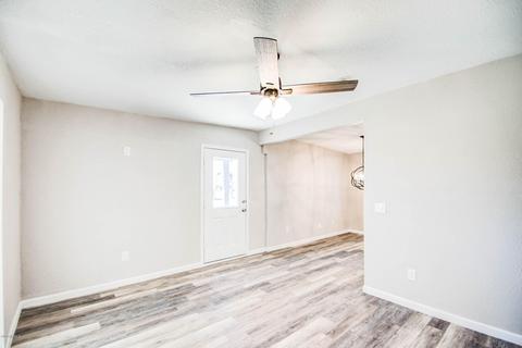 2301 E Southern Ave, Phoenix, AZ 85040 photo 9