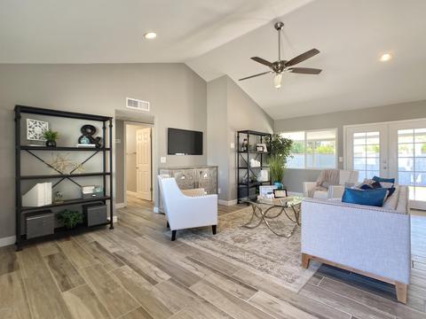 1521 E Divot Dr, Tempe, AZ 85283 photo 3