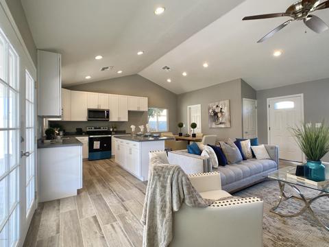 1521 E Divot Dr, Tempe, AZ 85283 photo 6