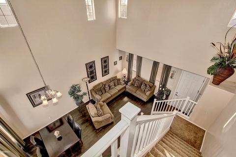 2010 W Carson Rd, Phoenix, AZ 85041 photo 5