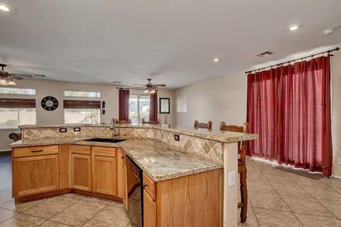 2010 W Carson Rd, Phoenix, AZ 85041 photo 9