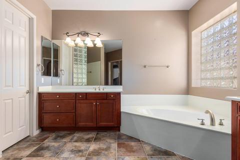 32019 N 20th Dr, Phoenix, AZ 85085 photo 27