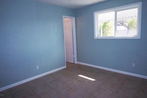 3625 W Echo Ln, Phoenix, AZ 85051 photo 16