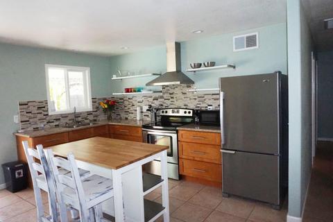 3625 W Echo Ln, Phoenix, AZ 85051 photo 6