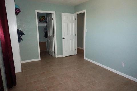 3625 W Echo Ln, Phoenix, AZ 85051 photo 12