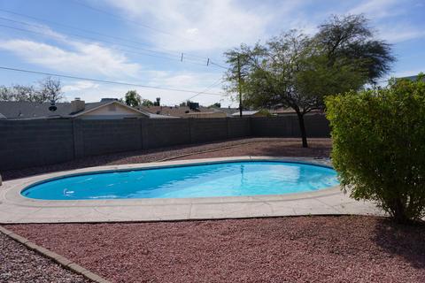 3625 W Echo Ln, Phoenix, AZ 85051 photo 2