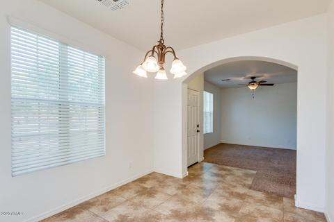 941 S Utilis Dr, Gilbert, AZ 85296 photo 9