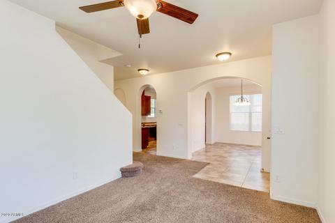 941 S Utilis Dr, Gilbert, AZ 85296 photo 6