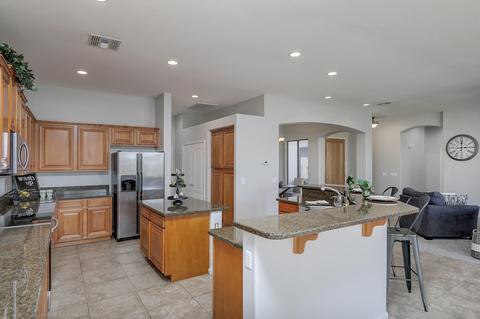 6586 S Crestview Dr, Gilbert, AZ 85298 photo 8