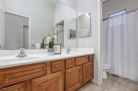 6586 S Crestview Dr, Gilbert, AZ 85298 photo 15