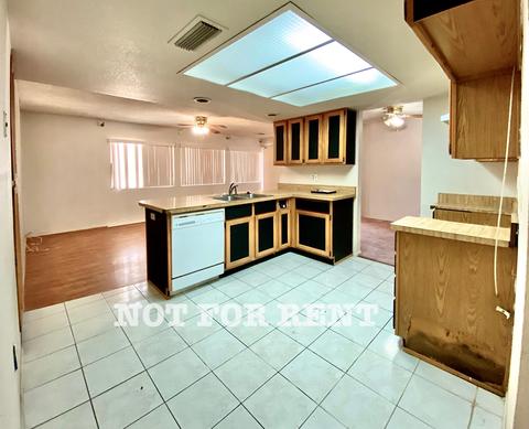 4714 N 76th Dr, Phoenix, AZ 85033 photo 14